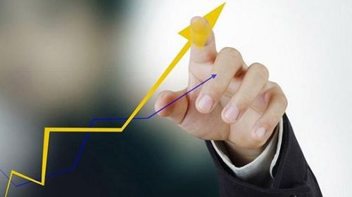 晚间美国重要数据连番登场，黄金努力抗压捍卫2040